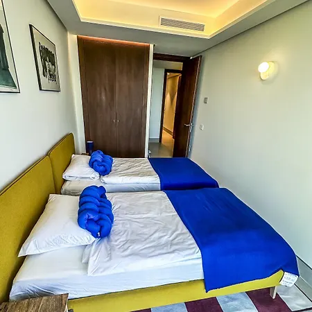 -malagasunapts-tower Living Sea Views Pool Gym Park Apartment