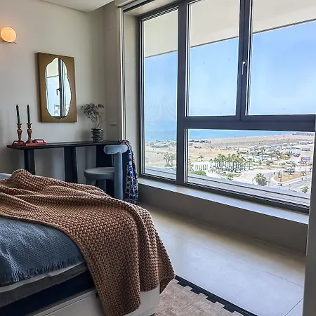 -malagasunapts-tower Living Sea Views Pool Gym Park *