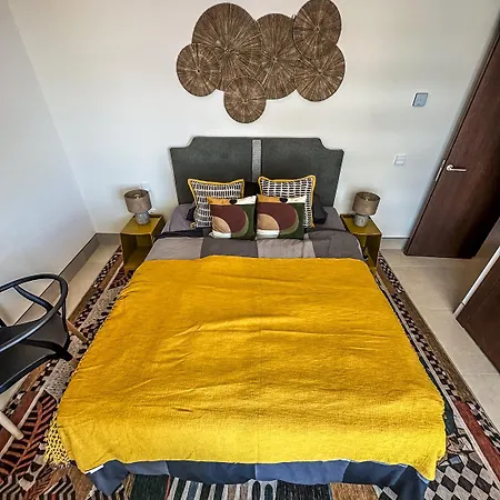 -malagasunapts-tower Living Sea Views Pool Gym Park Apartment Malaga