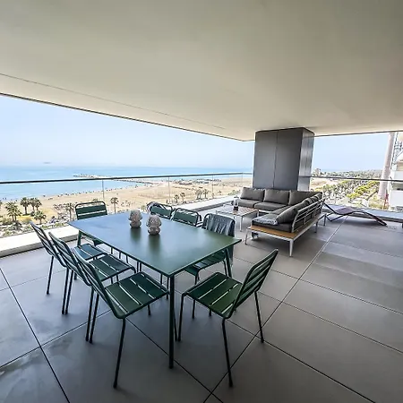 -malagasunapts-tower Living Sea Views Pool Gym Park *