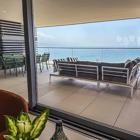 -malagasunapts-tower Living Sea Views Pool Gym Park Apartment