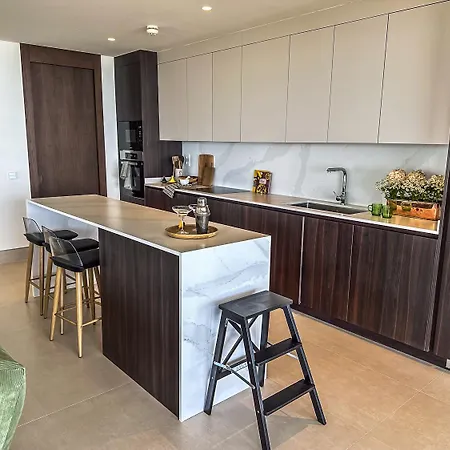 Apartment -malagasunapts-tower Living Sea Views Pool Gym Park *