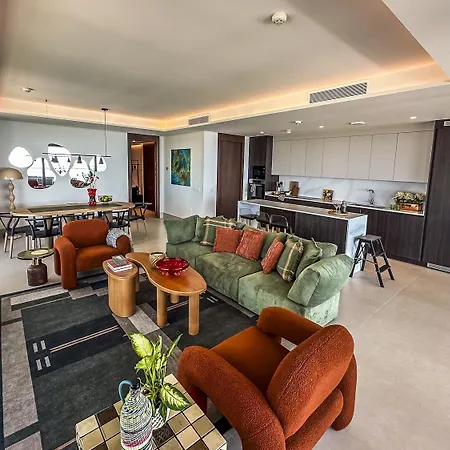 -malagasunapts-tower Living Sea Views Pool Gym Park Apartment Malaga